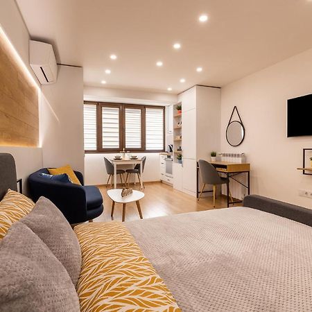 Luxury Studio Living High-End Amenities And Great Location By Flat Mаnager Sofía Exterior foto