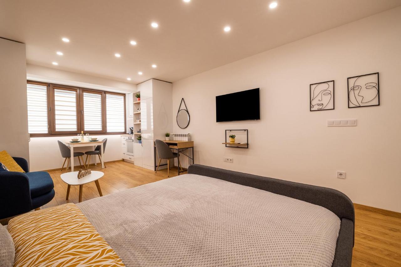 Luxury Studio Living High-End Amenities And Great Location By Flat Mаnager Sofía Exterior foto